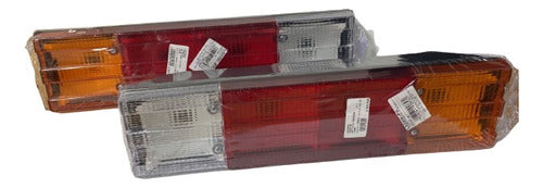 Par Lanterna Traseira Caminhao Para Mercedes Ford Com Ré